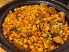 黄豆煨猪蹄-咪咪川菜(太乙路店)