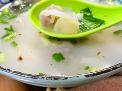 鸭汤小馄饨-胡记锅贴·沪上游子老鸭粉丝汤(太原路店)