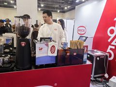 -上海跨国采购会展中心