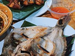 烤猪蹄-杨合林啊兰烤鱼