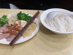 -桥香园云南过桥米线(金马碧鸡店)