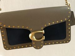 -COACH蔻驰(银泰店)