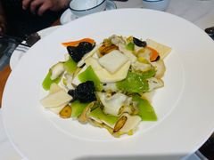 -渔港甄宴·海鲜·地标烟台菜(金沙滩店)
