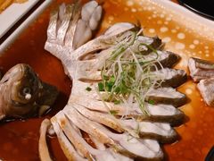 -莲餐厅·湖北菜·潜江小龙虾店(愚园路店)