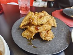 新式锅包肉-红东阁东北菜烤肉酒馆(CROSS万象汇店)