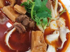 红烧牛肉刀削-华兴街自力面店