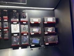 -ROG玩家国度(美罗城店)
