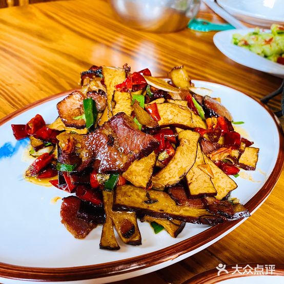 许湘概念湘菜(红枫店)