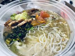 -周记蟹仔粉(侨港风情街店)