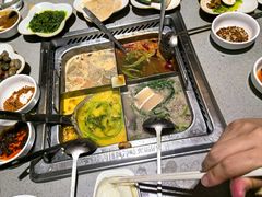 -海底捞火锅(新松江路店)