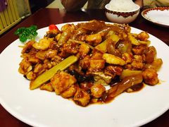 -金牌餐厅·天津菜·八珍豆腐·老爆三(瓷房子店)