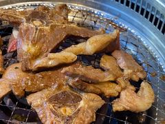 -明洞阿姨·韩式酱蟹烤肉·创意料理(三元桥店)