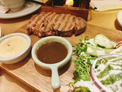 -Lia Cafe Bar Restaurant松山咖啡屋