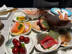 -雍容荟帝王蟹活龙虾展台自助(IFS黑金店)