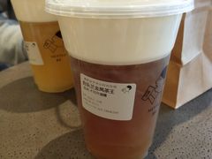 -喜茶(上海打浦桥日月光gelato lab+店)