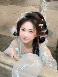 -一揽芳华汉服旗袍体验馆(拙政园店)