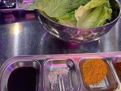 生菜-豚豚家돈돈가韩国锅盖烤肉(新北万达店)