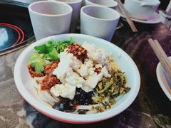 -热火朝天鲜切牛肉火锅(南强街巷店)