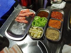 -马路牙子地桌烤肉(工体店)