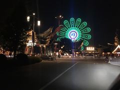 -七彩云南欢乐世界