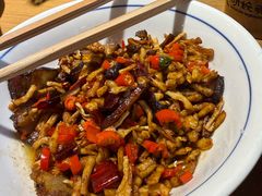 -小洞天柴火土菜馆