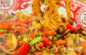 Spicy Squid with Crispy Rice Noodles