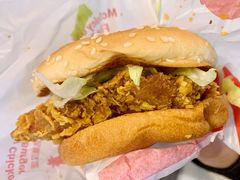 麦辣鸡腿堡-麦当劳(杭州国际服装城店)
