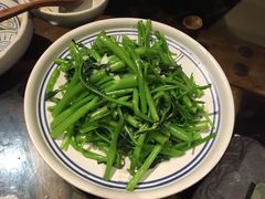 -云海肴·汽锅鸡·云南菜(天山百盛优客店)
