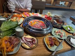 梅肉-比亚森自助烤肉·火锅料理(万达店)