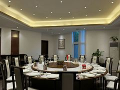 -梅花香里大酒店(郁金香路店)