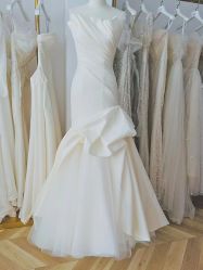 点击看大图 -予白婚纱礼服馆