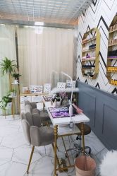 -致遇·美学颜究室