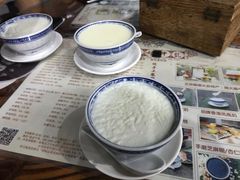 -周大娘牛乳(旧寨古村总店)