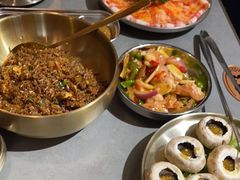 -围炉肉舍•炭烤活鳗•丹东海鲜烤肉(步行街店)