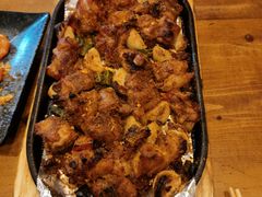 -老东镇啤酒屋海鲜加工·蒸汽海鲜·海鲜烧烤(台东店)