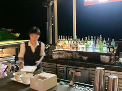 -瑰丽酒店·海吧·天际下午茶·现场DJ·天台酒吧