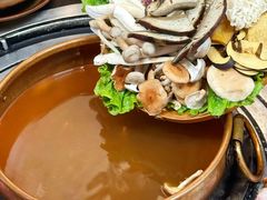 -阿山卓·野生菌火锅·纳西火塘烤肉