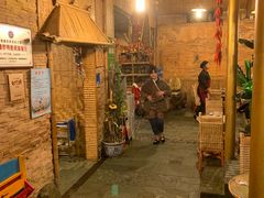 等位区-多哥水傣味餐厅(司马巷店)