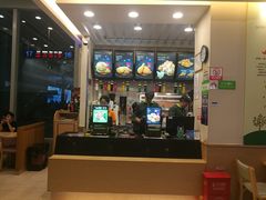 -德克士(虹桥火车站店)