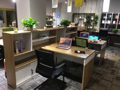 -伟豪办公家具(宝山东明家具店)