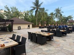 -三亚海韵度假酒店·渔人码头海鲜火锅BBQ自助餐厅·落日吧