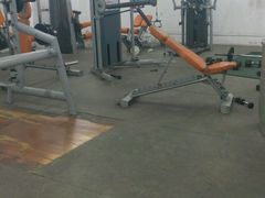 器械区-美格菲健身(外滩店)