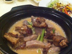 椰香荔芋烧鸭煲-七哥港式茶餐厅(亮马桥总店)