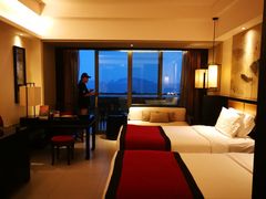 -三亚湾海居铂尔曼度假酒店