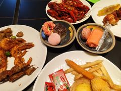 -涨巢·潮玩水疗局