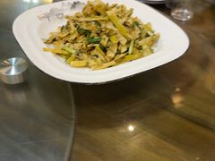 -缘来聚·徽菜名店(黄山宏村店)