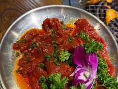 -明洞阿姨·韩式酱蟹烤肉·创意料理(三元桥店)