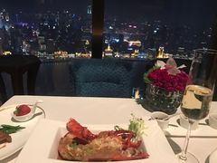 波士顿龙虾-金轩中餐厅 Jin Xuan(浦东丽思卡尔顿酒店)
