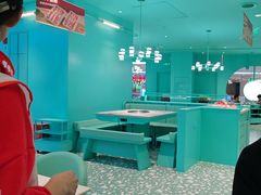 -季季红火锅(柳州城中万达二店)