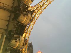 -影汇之星8字形摩天轮
